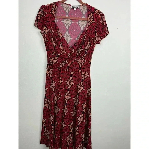 Leota Reye Jersey Faux Wrap Dress Size L Blue Multicolor Leopard - Picture 10 of 10